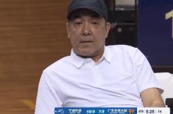 lol中国总决赛-转会期体能课后，拜仁慕尼黑官宣签约备战CBA常规赛，悬念犹存，年轻球员得到机会的简单介绍